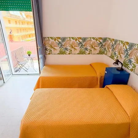 Stanze Sul Mare And Bed & Breakfast *