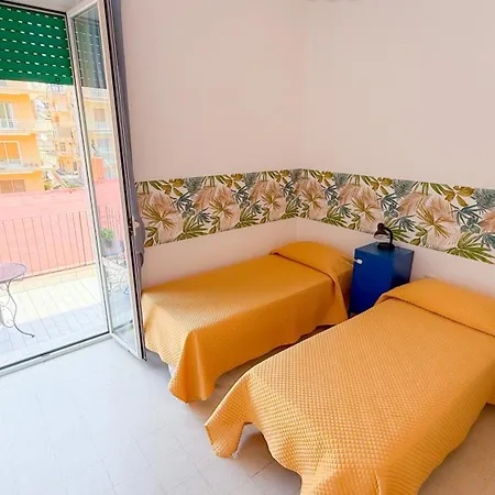 Stanze Sul Mare And Bed & Breakfast