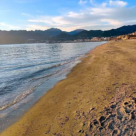 Stanze Sul Mare And 4* Salerno